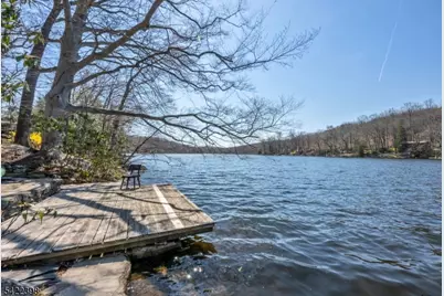 27 Middle Road, Bloomingdale, NJ 07403 - Photo 35