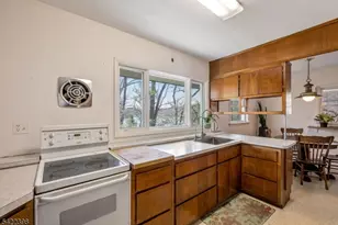 27 Middle Rd, Bloomingdale, NJ 07403 - Photo 47