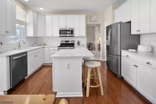 36 Vanderveer Dr, Bernards Township, NJ 07920 - Photo 15