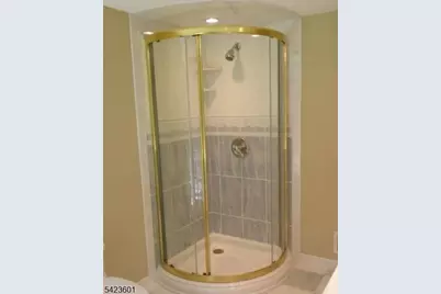 19 Crescent Rd, Wayne, NJ 07470 - Photo 27