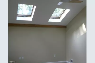 19 Crescent Rd, Wayne, NJ 07470 - Photo 21