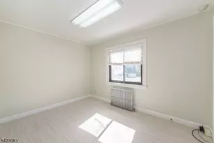 52 Hampton House Rd S, Hampton Township, NJ 07860 - Photo 17