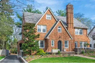 19 The Fairway, Montclair, NJ 07043 - Photo 3