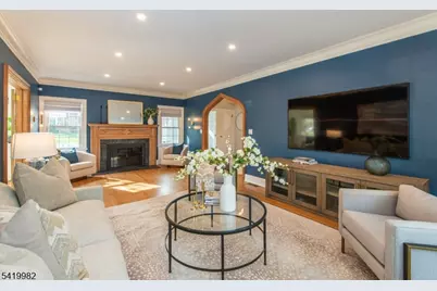 19 The Fairway, Montclair, NJ 07043 - Photo 11