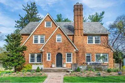 19 The Fairway, Montclair, NJ 07043 - Photo 1