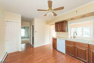 12 Baird Place, Hanover Township, NJ 07981 - Photo 7