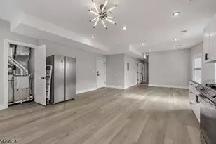 626 S 20th St, Newark, NJ 07103 - Photo 3