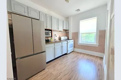 551 Franklin Ave #2L, Nutley, NJ 07110 - Photo 5