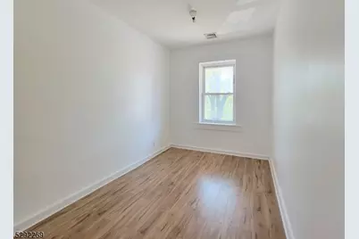 551 Franklin Ave #2L, Nutley, NJ 07110 - Photo 9