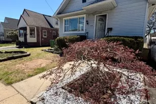 206 Amsterdam Ave, Roselle, NJ 07203 - Photo 1