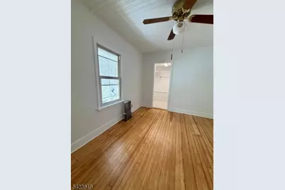 206 Amsterdam Ave, Roselle, NJ 07203 - Photo 15