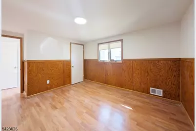 14 Bunyan Dr, Livingston, NJ 07039 - Photo 17