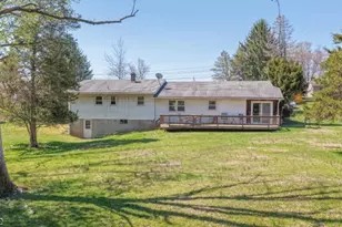 7 Charles Rd, Holland Township, NJ 08848 - Photo 3