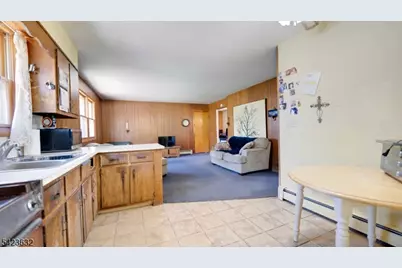 7 Charles Rd, Holland Township, NJ 08848 - Photo 9