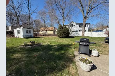 12 Storms Ave, Wanaque, NJ 07420 - Photo 9