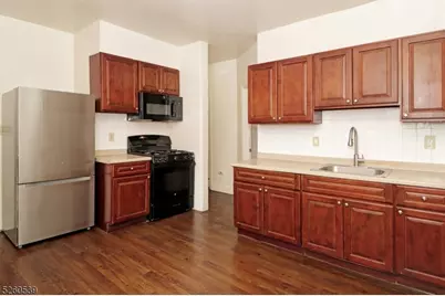 256 S Clinton St, East Orange, NJ 07018 - Photo 3