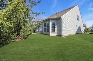 180 Stone Manor Dr, Franklin Township, NJ 08873 - Photo 35