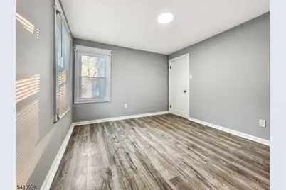 564 Warren St, Phillipsburg, NJ 08865 - Photo 21