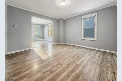 564 Warren St, Phillipsburg, NJ 08865 - Photo 9