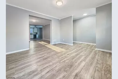 564 Warren St, Phillipsburg, NJ 08865 - Photo 3