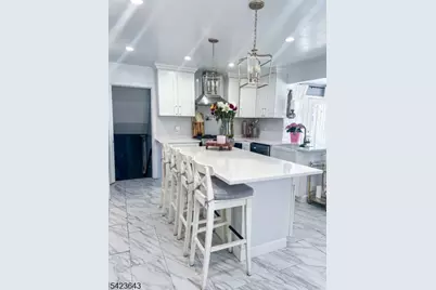 105 Howard Ave, Clifton, NJ 07013 - Photo 5