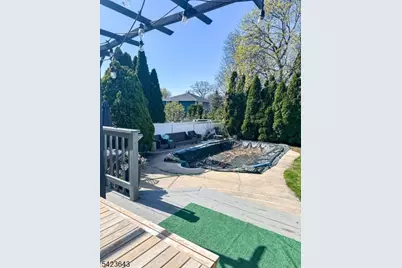 105 Howard Ave, Clifton, NJ 07013 - Photo 9