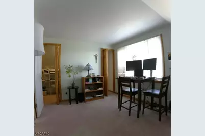 13 Summerall Rd, Franklin Township, NJ 08873 - Photo 15