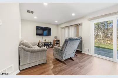 14 Braemar Dr, Rockaway Township, NJ 07866 - Photo 3