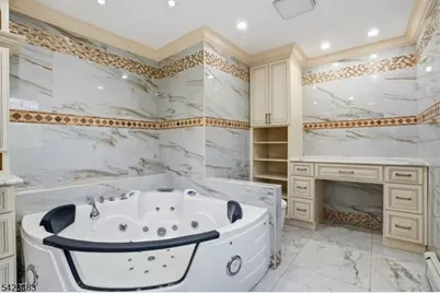 901 N Washington Ave, Green Brook Township, NJ 08812 - Photo 9