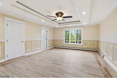 905 N Washington Ave, Green Brook Township, NJ 08812 - Photo 13