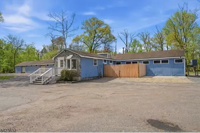 905 N Washington Ave, Green Brook Township, NJ 08812 - Photo 37