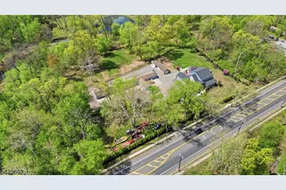 905 N Washington Ave, Green Brook Township, NJ 08812 - Photo 41