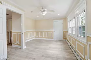 905 N Washington Ave, Green Brook Township, NJ 08812 - Photo 17