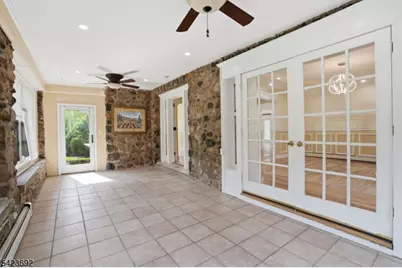 905 N Washington Ave, Green Brook Township, NJ 08812 - Photo 5