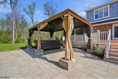 905 N Washington Ave, Green Brook Township, NJ 08812 - Photo 27