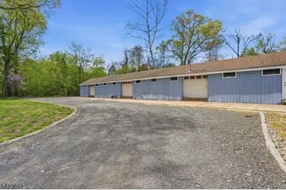 905 N Washington Ave, Green Brook Township, NJ 08812 - Photo 35