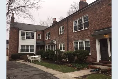 33 Hillside Ave #2, Montclair, NJ 07042 - Photo 1