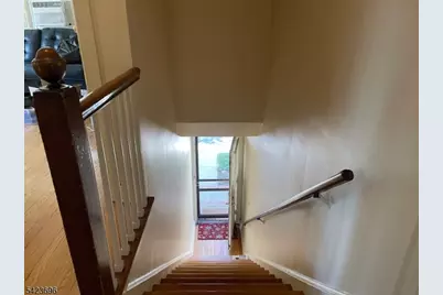 33 Hillside Ave #2, Montclair, NJ 07042 - Photo 23