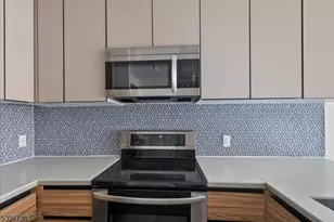 315 S Harrison St, East Orange, NJ 07018 - Photo 9