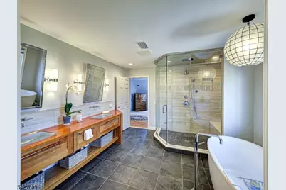 15 Ramsey Rd, Clinton Township, NJ 08833 - Photo 17