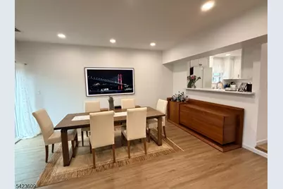 22 Castle Ridge Dr #22, East Hanover Township, NJ 07936 - Photo 9