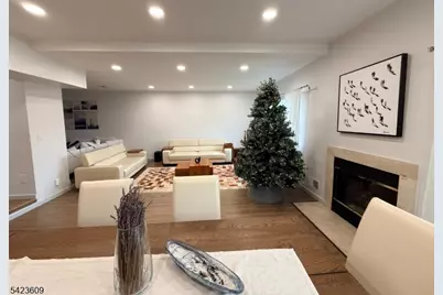 22 Castle Ridge Dr #22, East Hanover Township, NJ 07936 - Photo 21