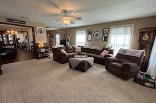 33 Woodsedge Ave, Mount Olive, NJ 07828 - Photo 3