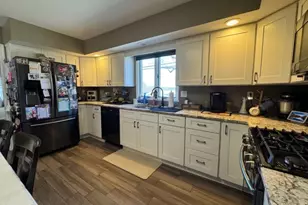 33 Woodsedge Ave, Mount Olive, NJ 07828 - Photo 11