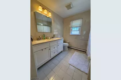 33 Woodsedge Ave, Mount Olive, NJ 07828 - Photo 27