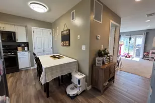 33 Woodsedge Ave, Mount Olive, NJ 07828 - Photo 13