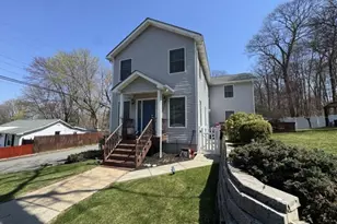 33 Woodsedge Ave, Mount Olive, NJ 07828 - Photo 1