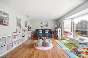 6 Robin Dr, Jefferson Township, NJ 07438 - Photo 11