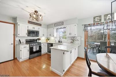 6 Robin Dr, Jefferson Township, NJ 07438 - Photo 21