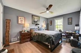 111 Raintree Ln, Mahwah, NJ 07430 - Photo 7